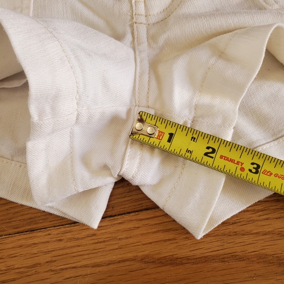 White Stretch Denim Shorts *Flaw* - Picture 7 of 10